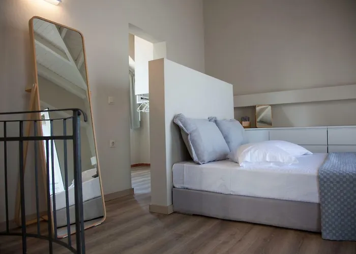 Lithostroto Central Loft